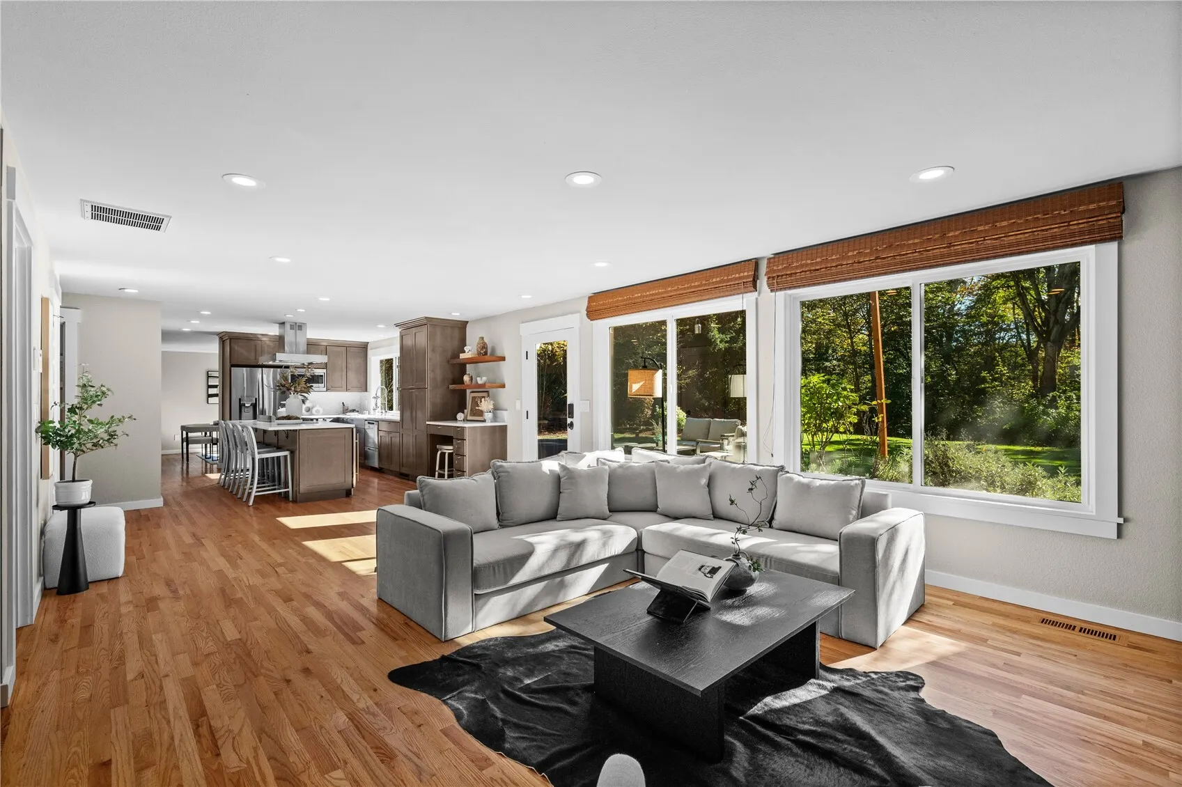 15317 NE 108th Place , Redmond, WA 98052