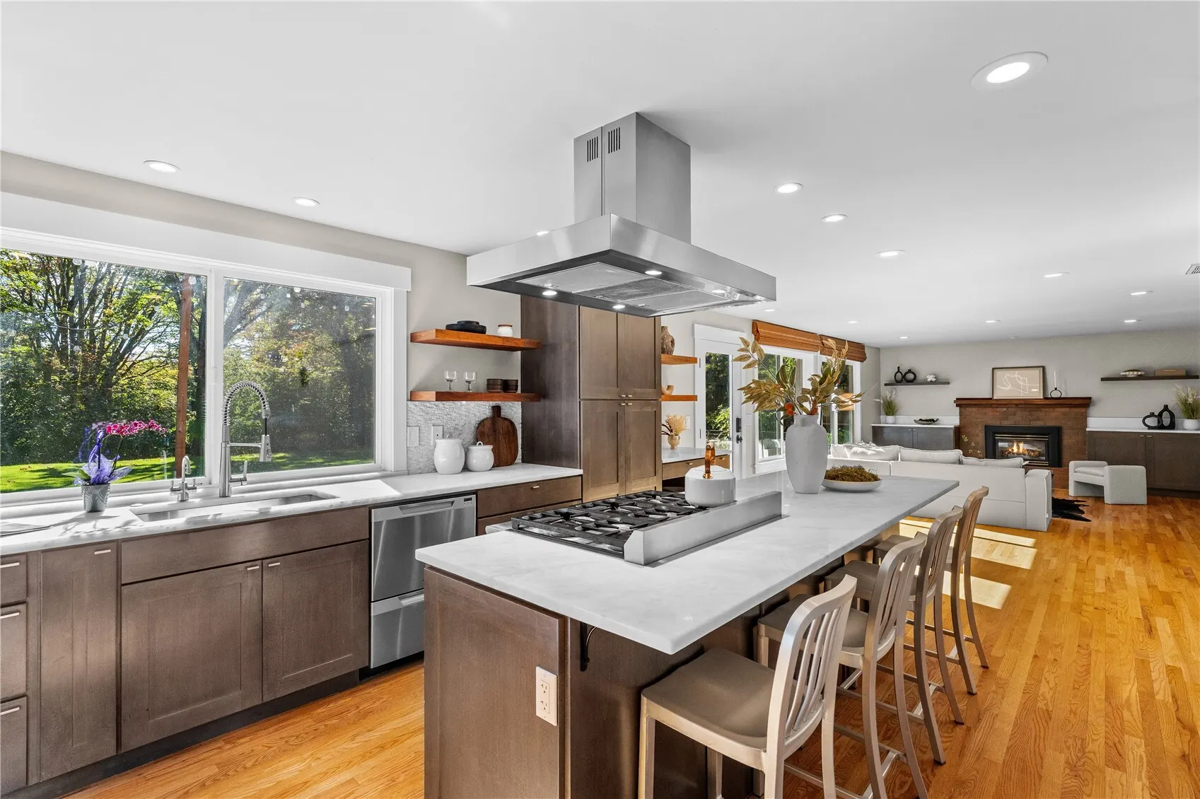 15317 NE 108th Place , Redmond, WA 98052
