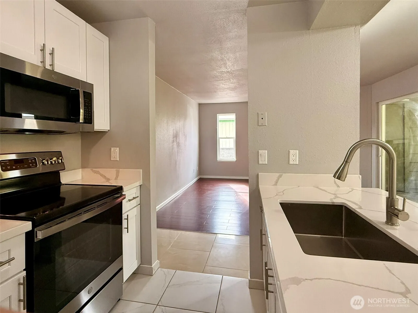 3233 NE 12th Street #215, Renton, WA 98056