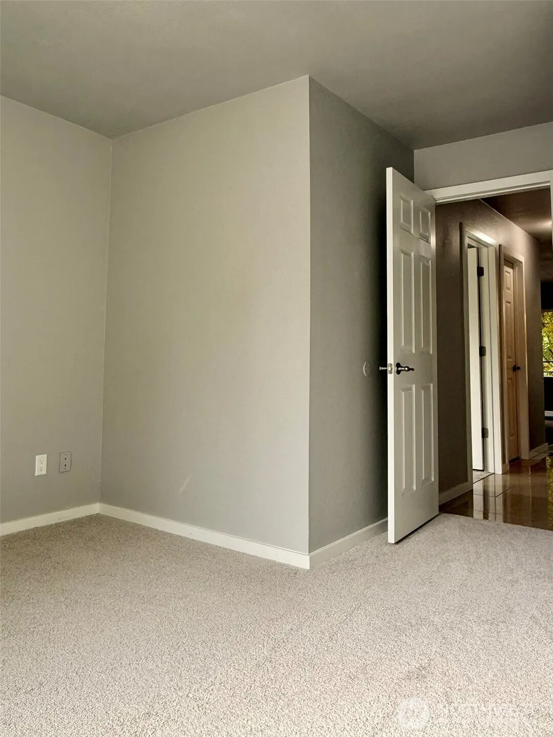 3233 NE 12th Street #215, Renton, WA 98056