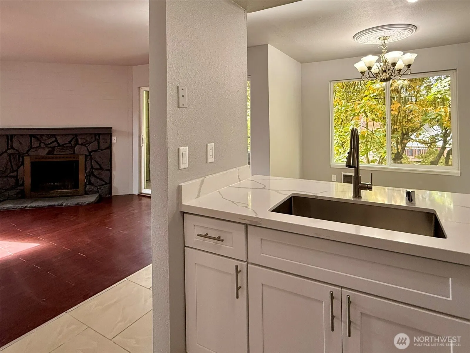 3233 NE 12th Street #215, Renton, WA 98056
