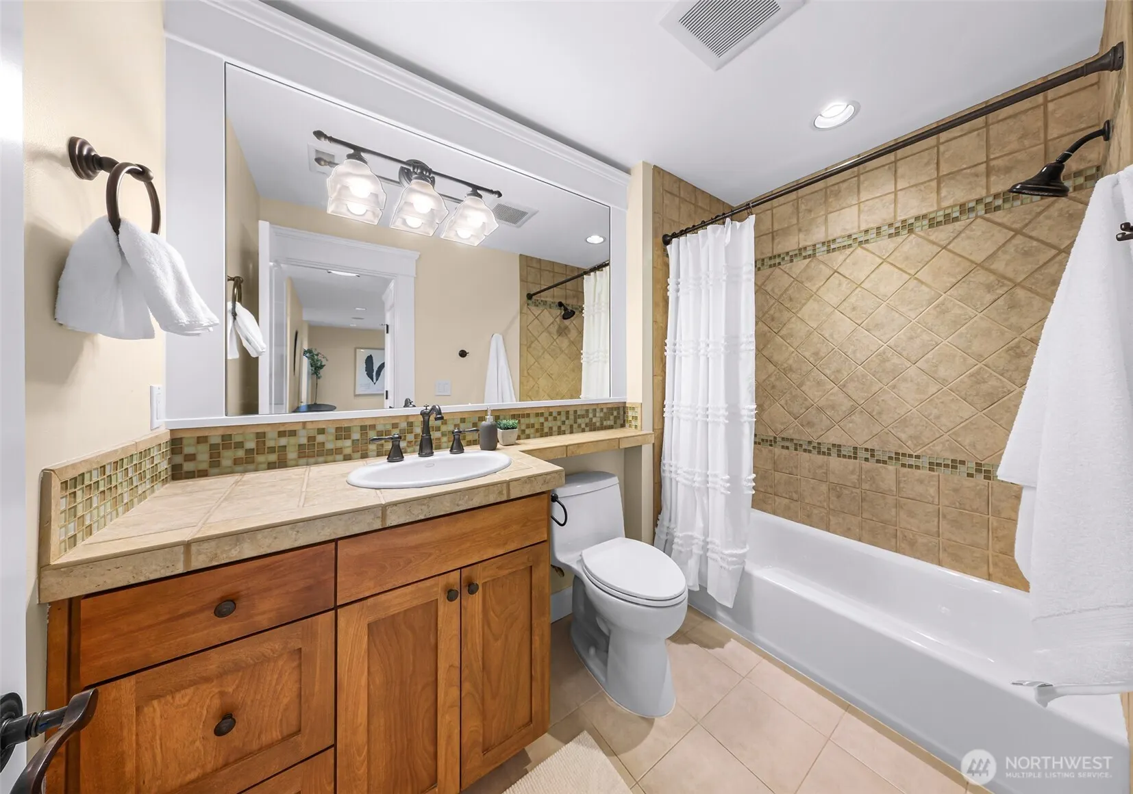 10222 NE 30th Place , Bellevue, WA 98004