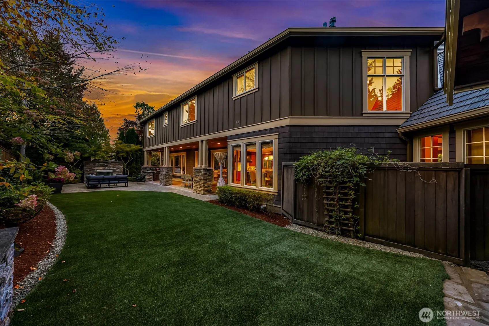 10222 NE 30th Place , Bellevue, WA 98004