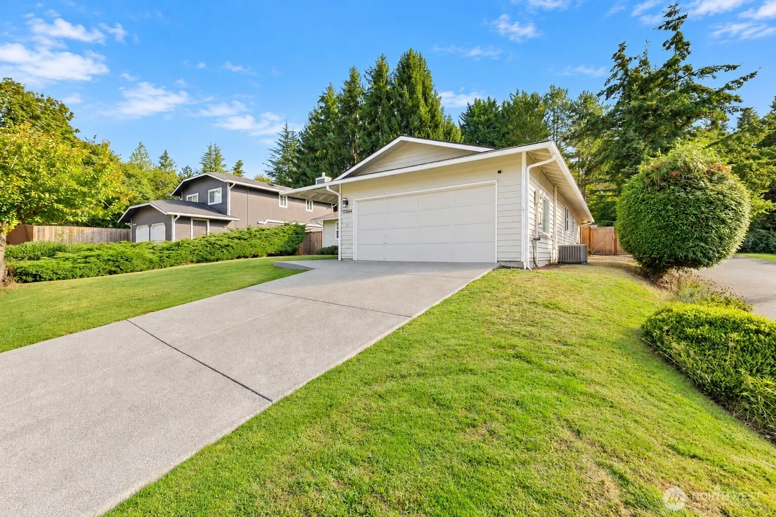 13444 110th Place NE, Kirkland, WA 98034