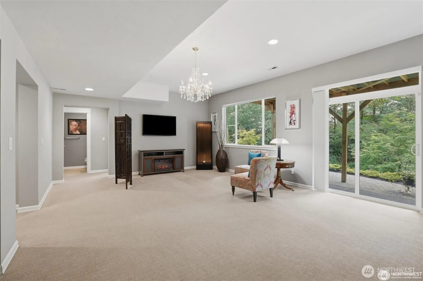 15324 128th Avenue NE, Woodinville, WA 98072