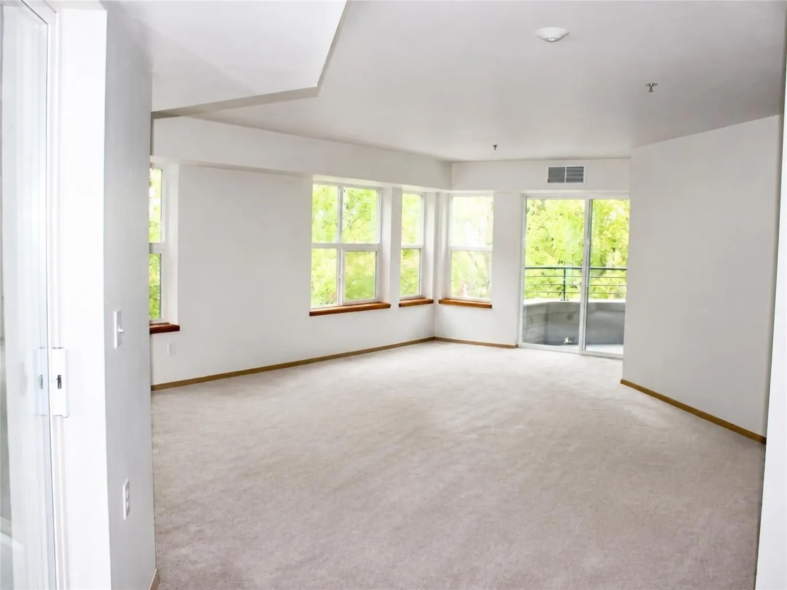 1750 152nd Avenue NE #C204, Bellevue, WA 98007