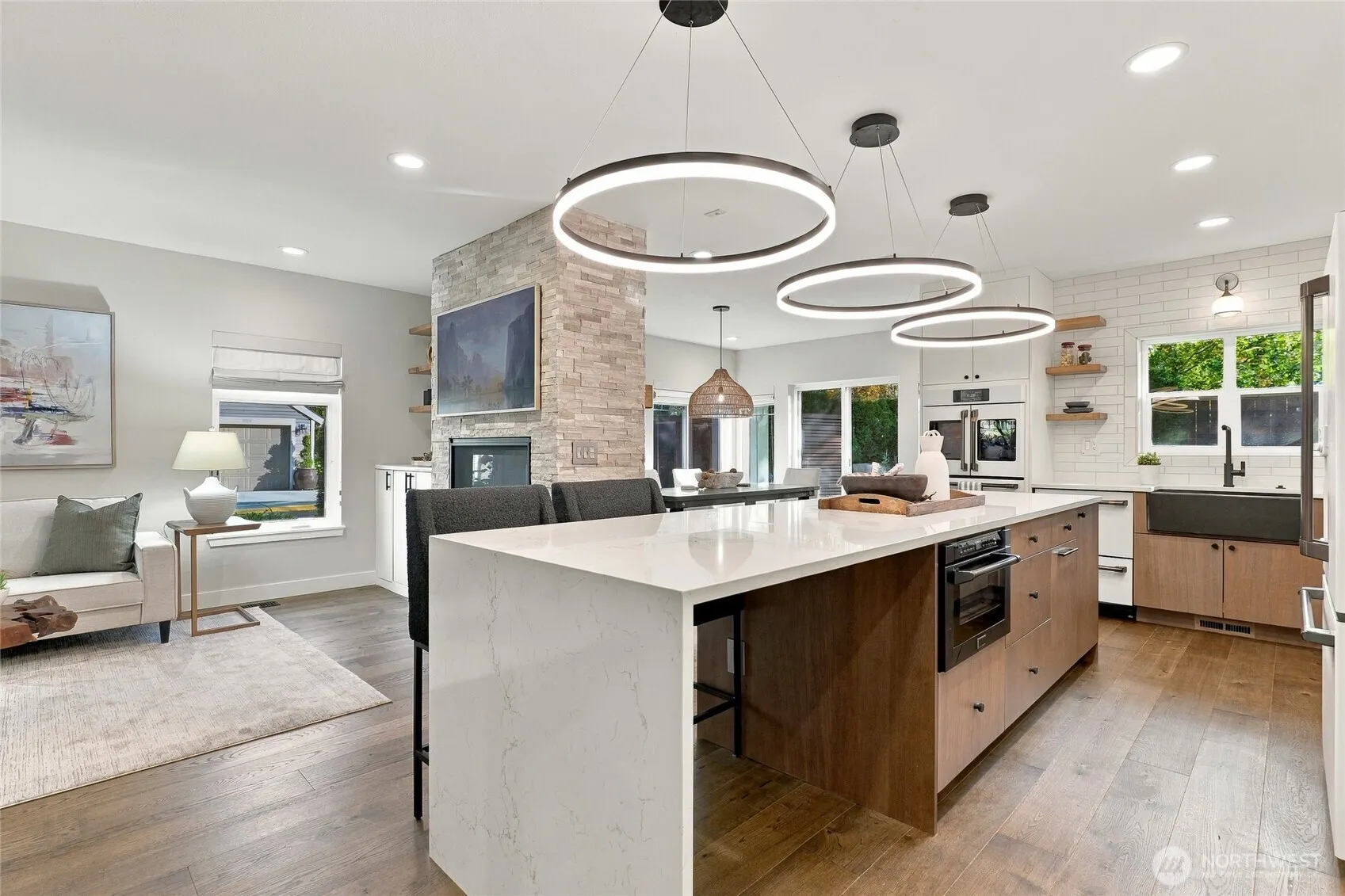 9234 159th Place NE #102, Redmond, WA 98052