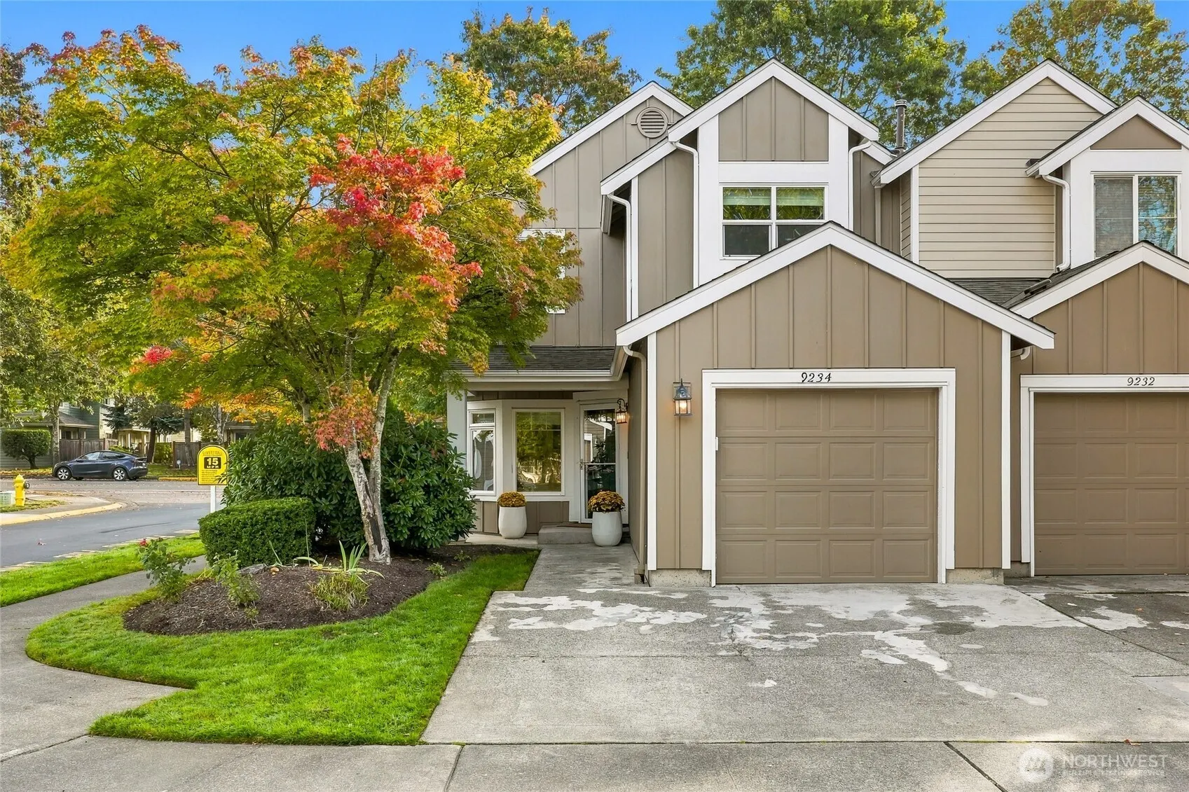 9234 159th Place NE #102, Redmond, WA 98052