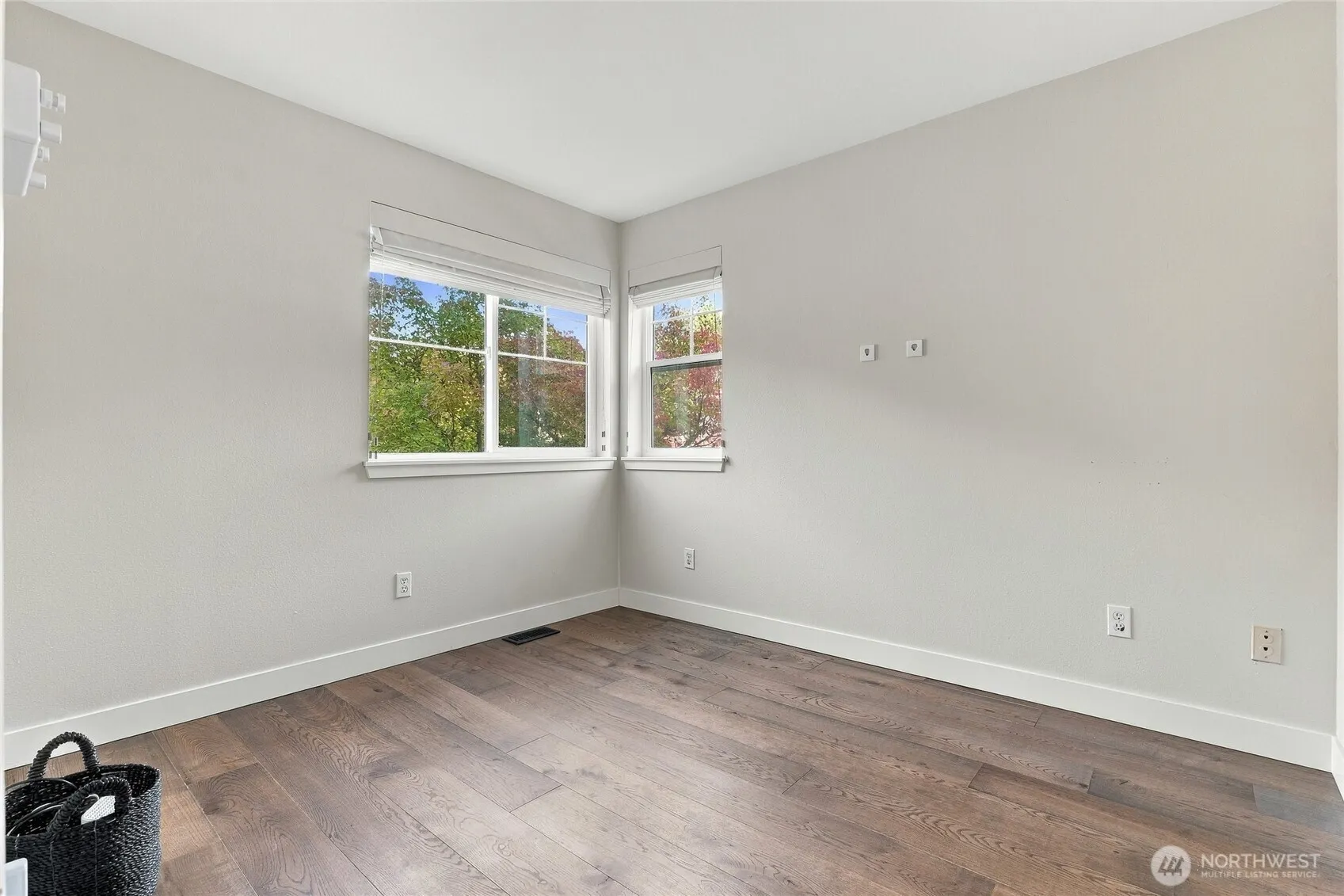9234 159th Place NE #102, Redmond, WA 98052