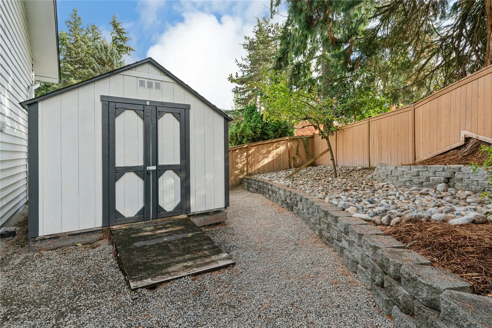 5415 159th Place NE, Redmond, WA 98052
