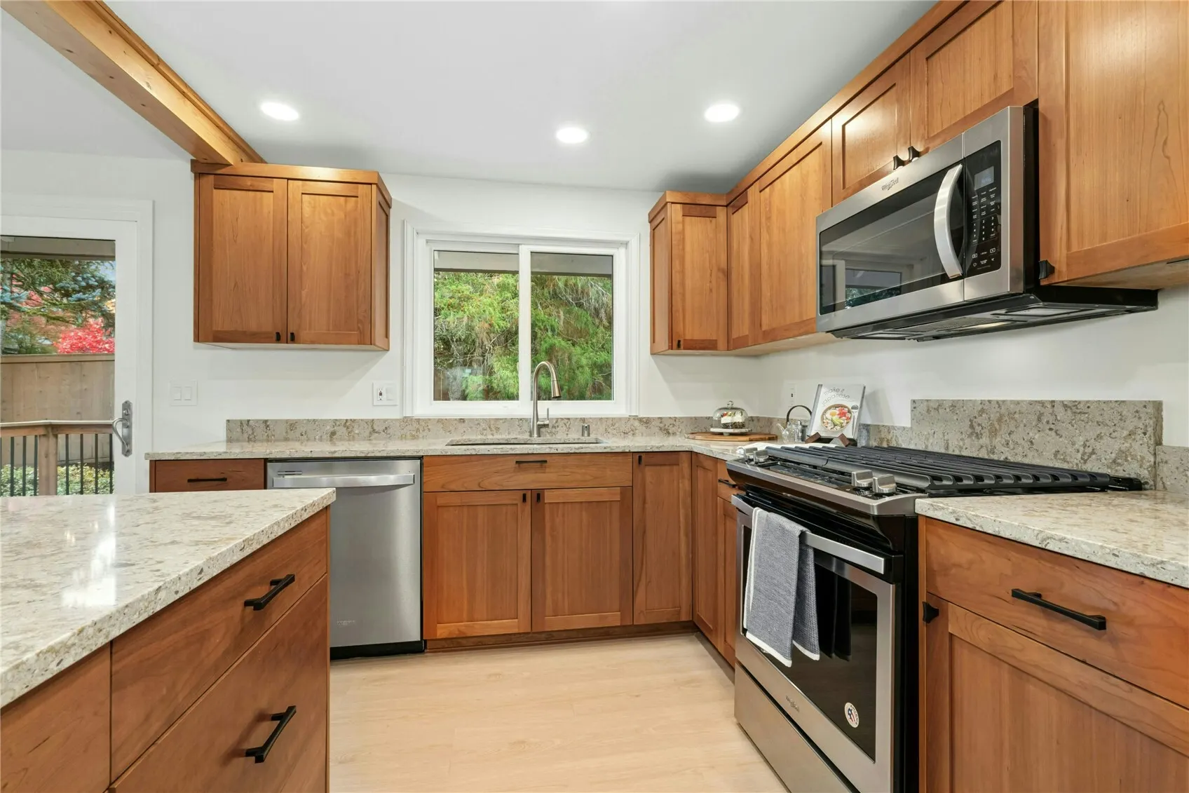 5415 159th Place NE, Redmond, WA 98052