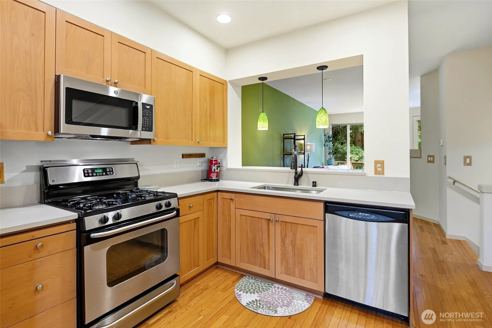2133 NW Boulder Way Drive , Issaquah, WA 98027