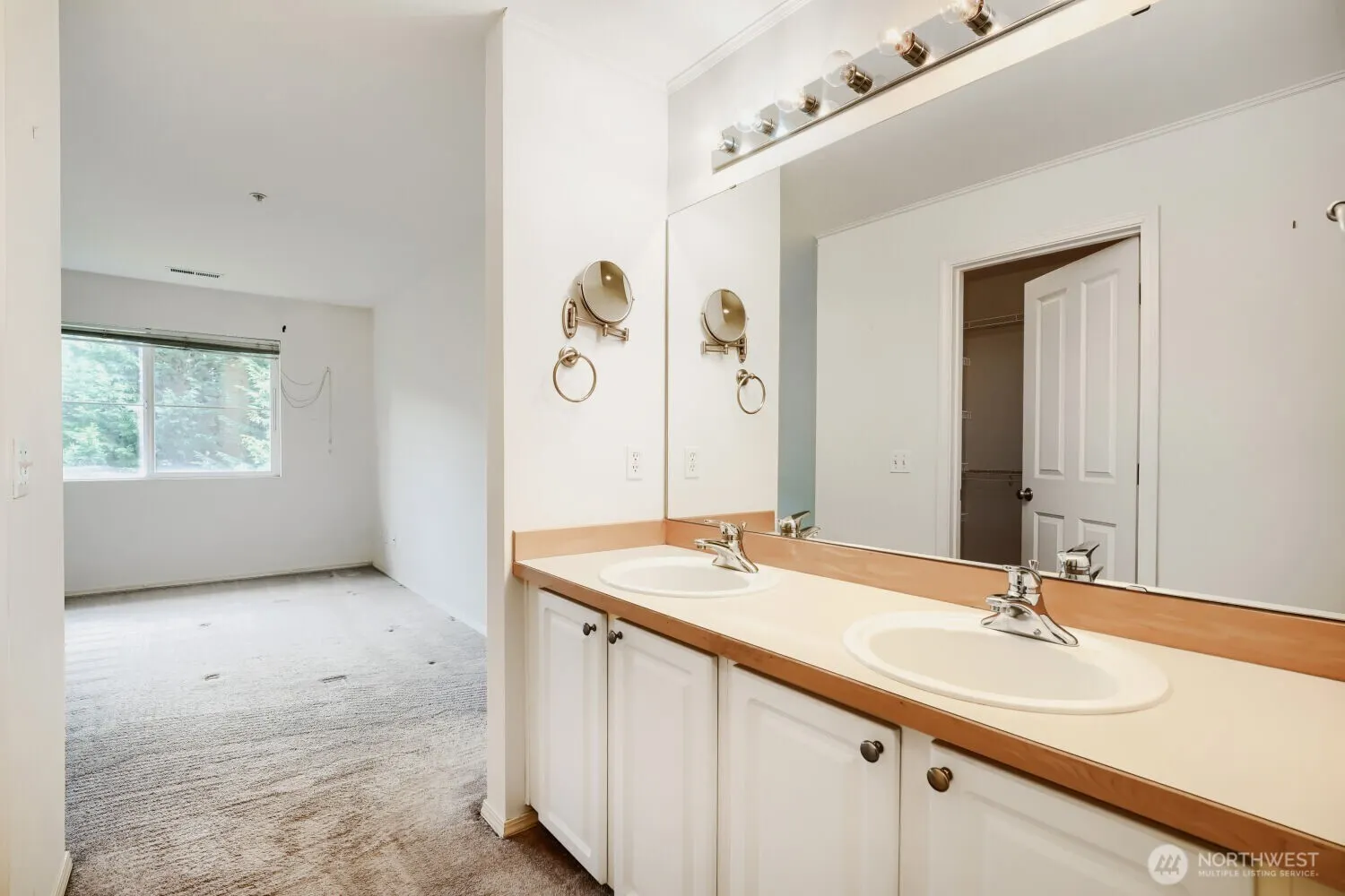 23735 SE Summerhill Lane , Issaquah, WA 98029