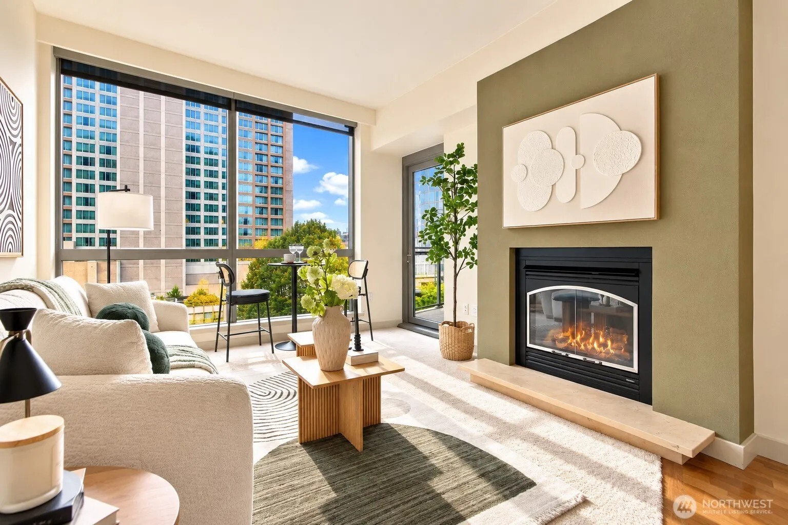 10610 NE 9 Pl #603, Bellevue, WA 98004