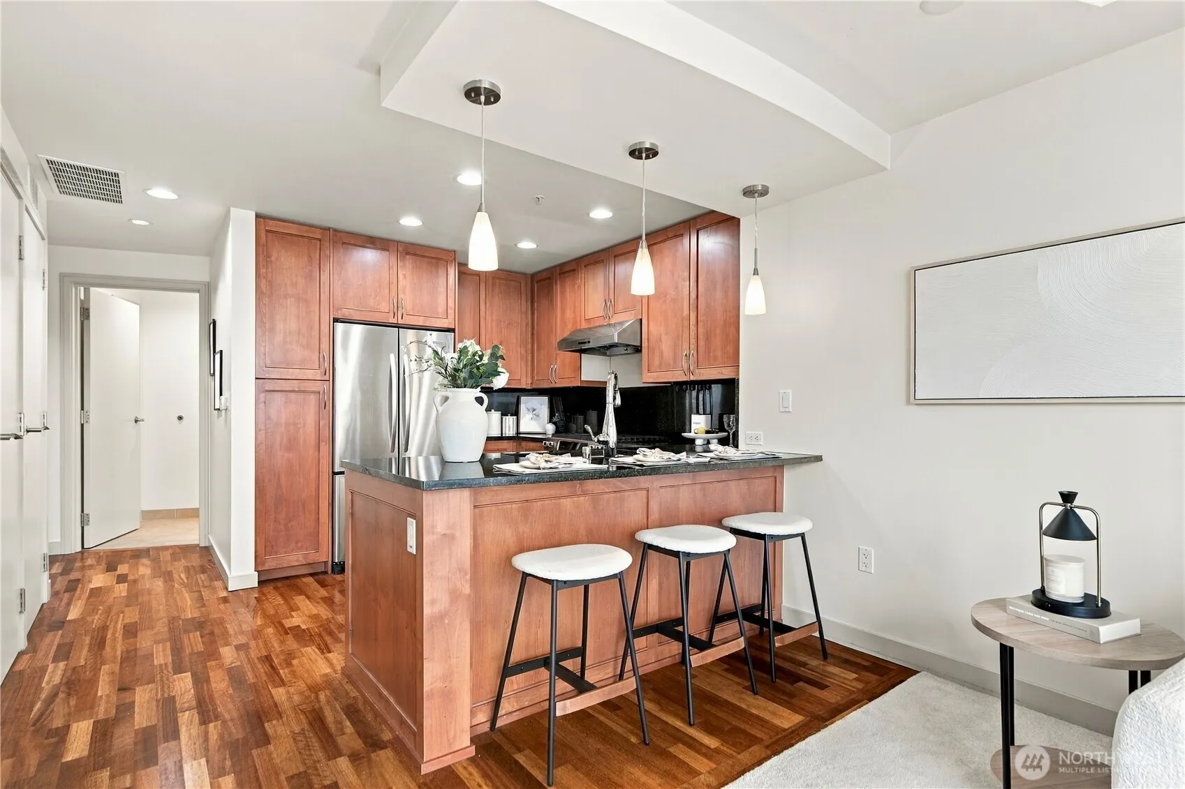 10610 NE 9 Pl #603, Bellevue, WA 98004