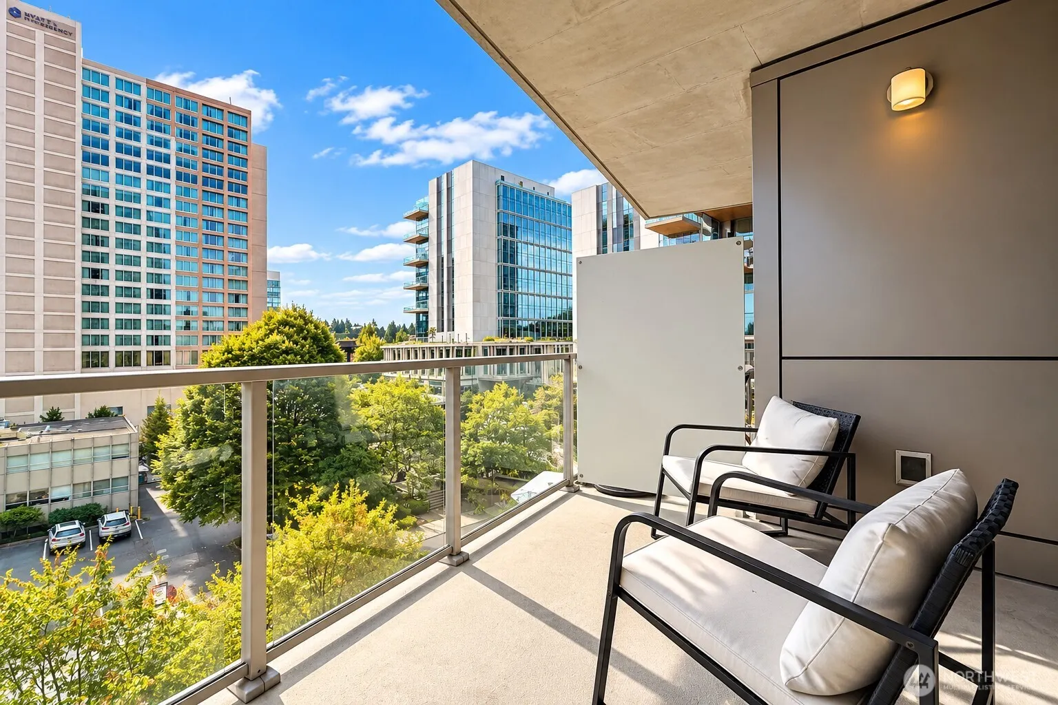 10610 NE 9 Pl #603, Bellevue, WA 98004