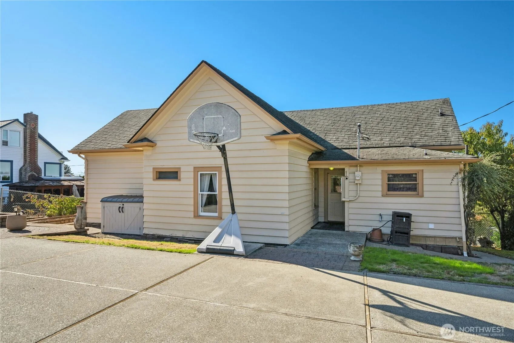 606 Renton Avenue S, Renton, WA 98057