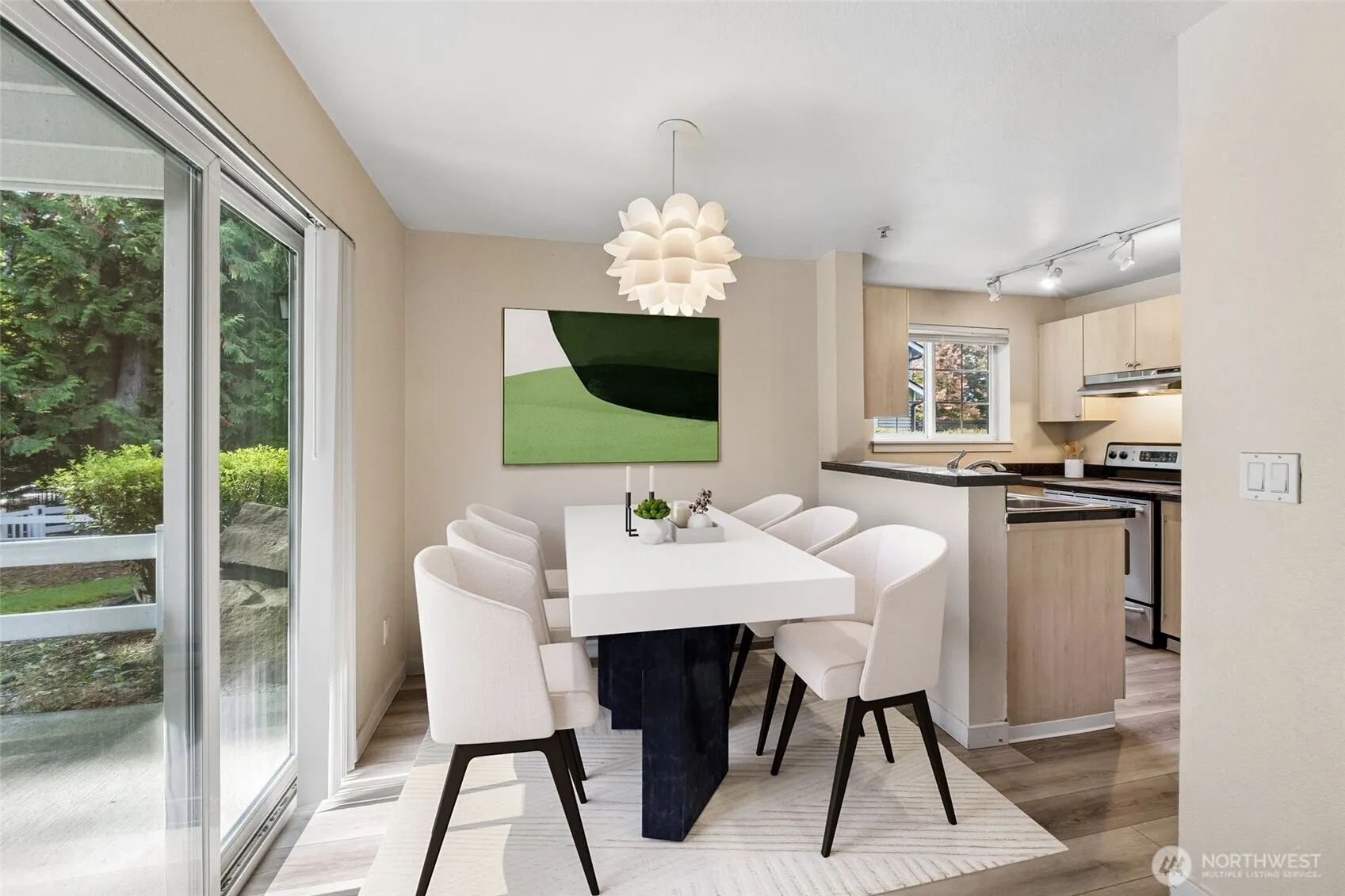 10619 SE 261st Place #E106, Kent, WA 98030