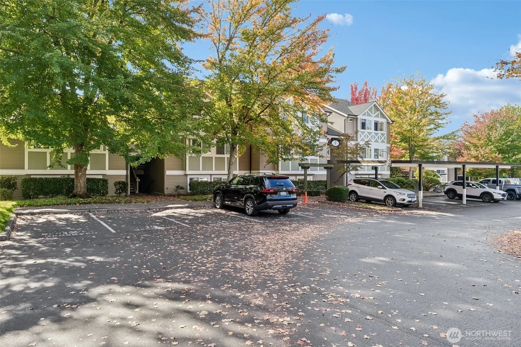 10619 SE 261st Place #E106, Kent, WA 98030