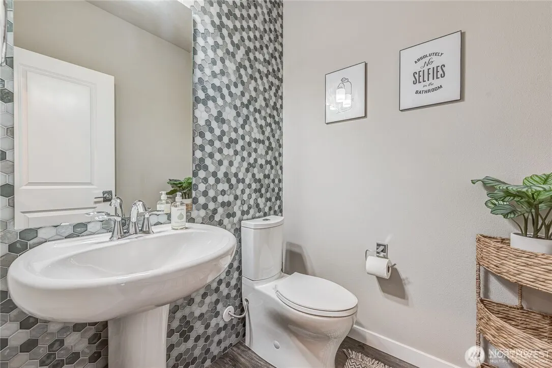 16021 Manor Way #E4, Lynnwood, WA 98087