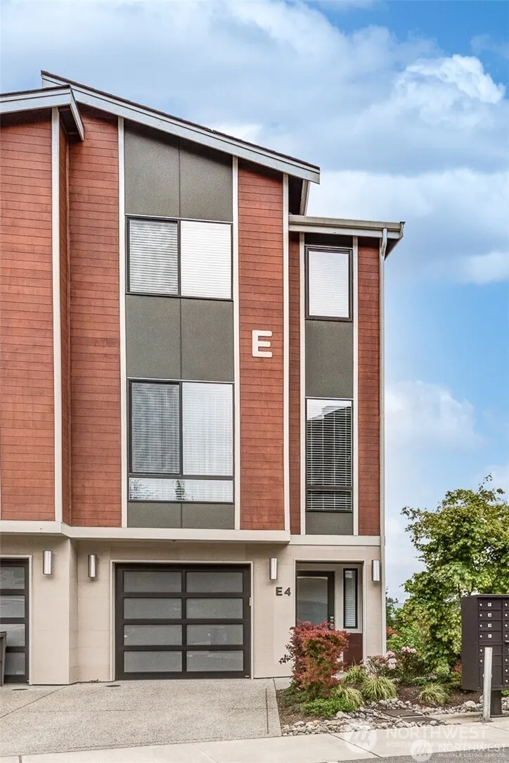 16021 Manor Way #E4, Lynnwood, WA 98087