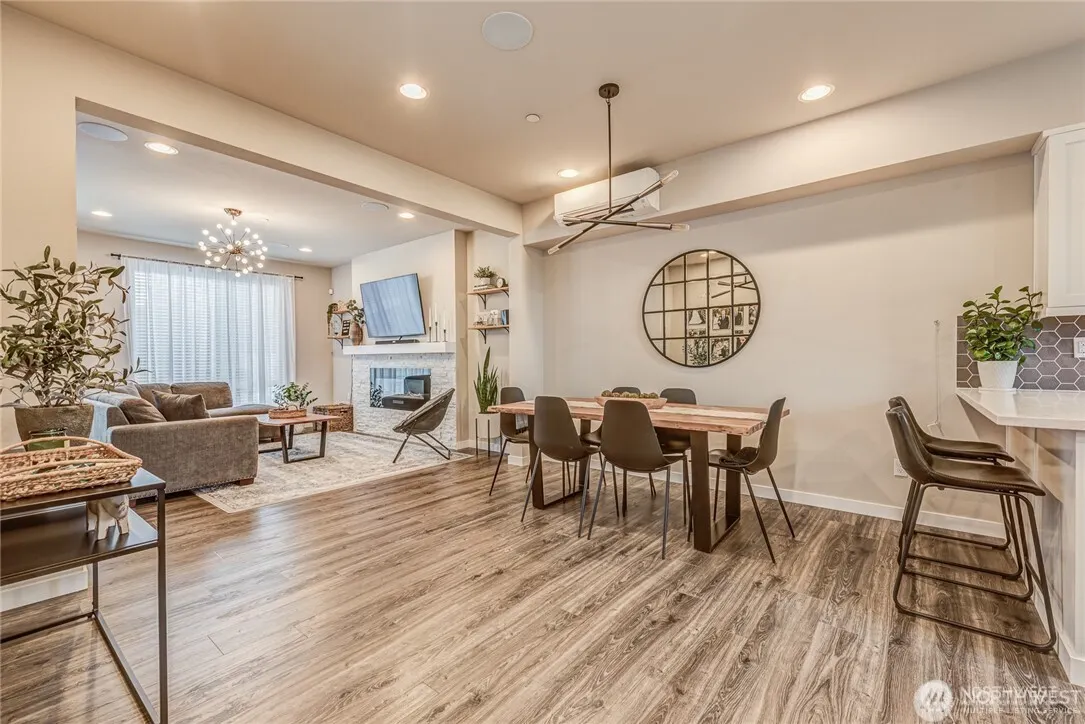 16021 Manor Way #E4, Lynnwood, WA 98087