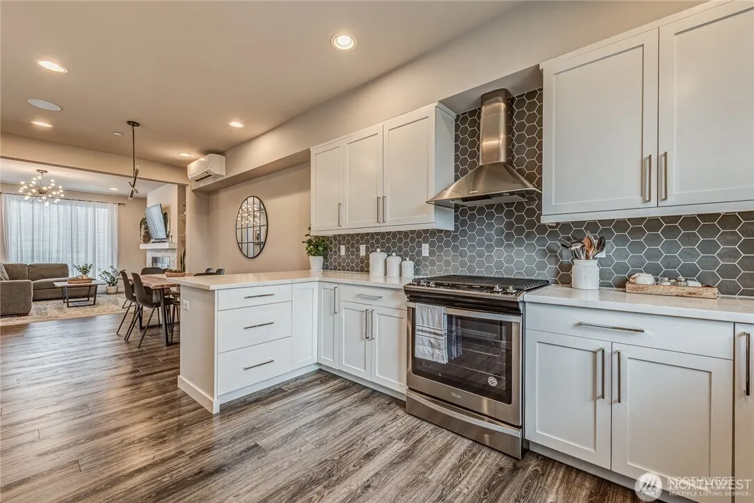 16021 Manor Way #E4, Lynnwood, WA 98087