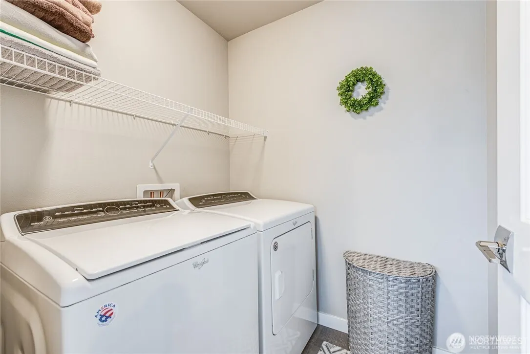16021 Manor Way #E4, Lynnwood, WA 98087