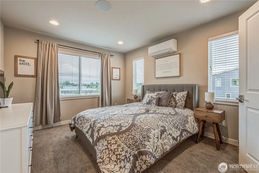 16021 Manor Way #E4, Lynnwood, WA 98087