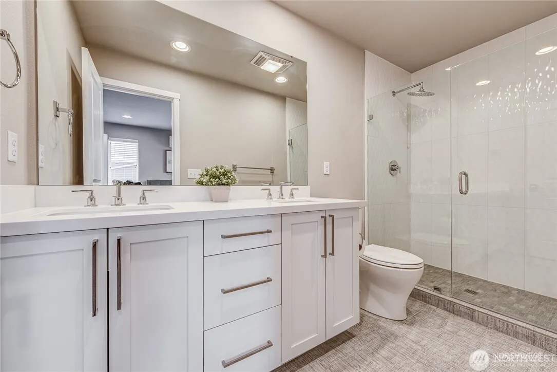 16021 Manor Way #E4, Lynnwood, WA 98087