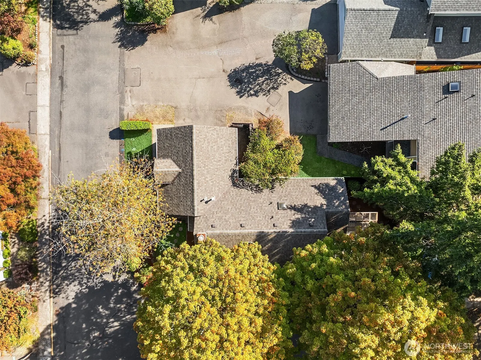 9111 183rd Court NE, Redmond, WA 98052