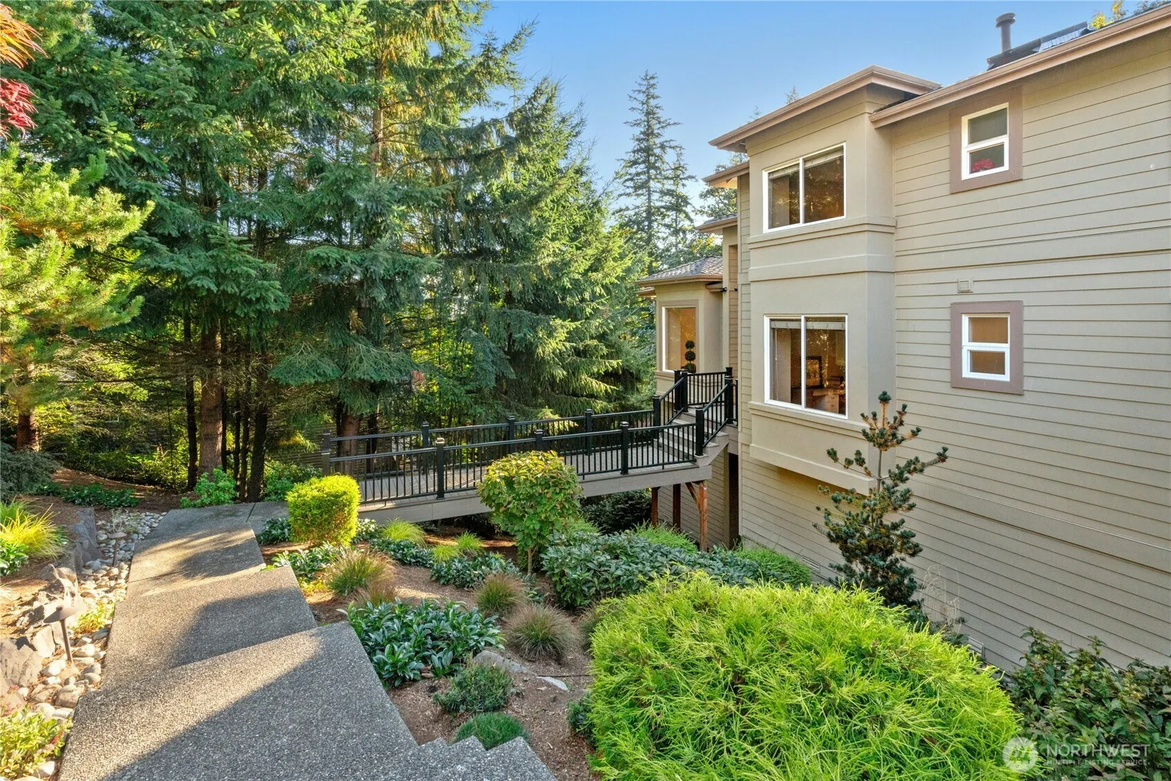 5753 152nd Avenue SE, Bellevue, WA 98006
