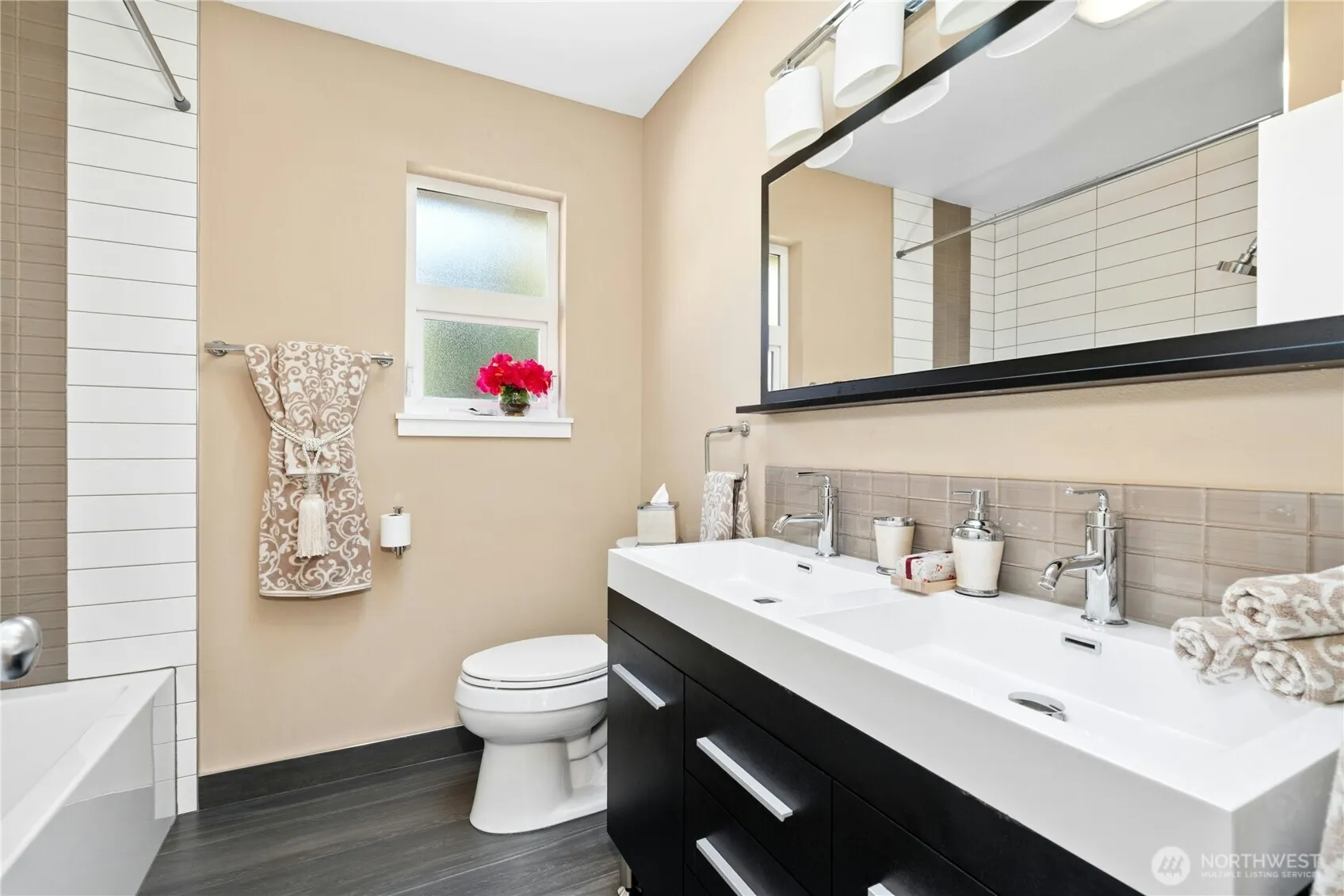 5753 152nd Avenue SE, Bellevue, WA 98006