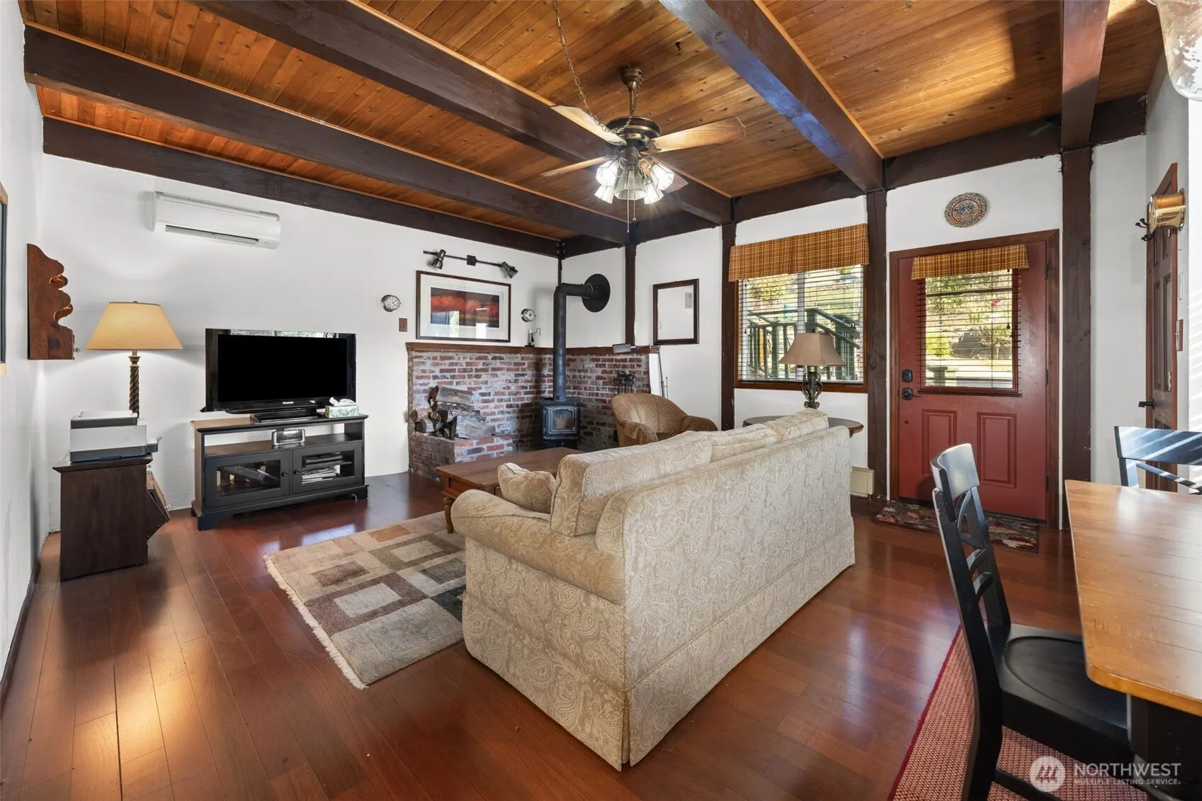 504 Prospect Avenue N, Kent, WA 98030