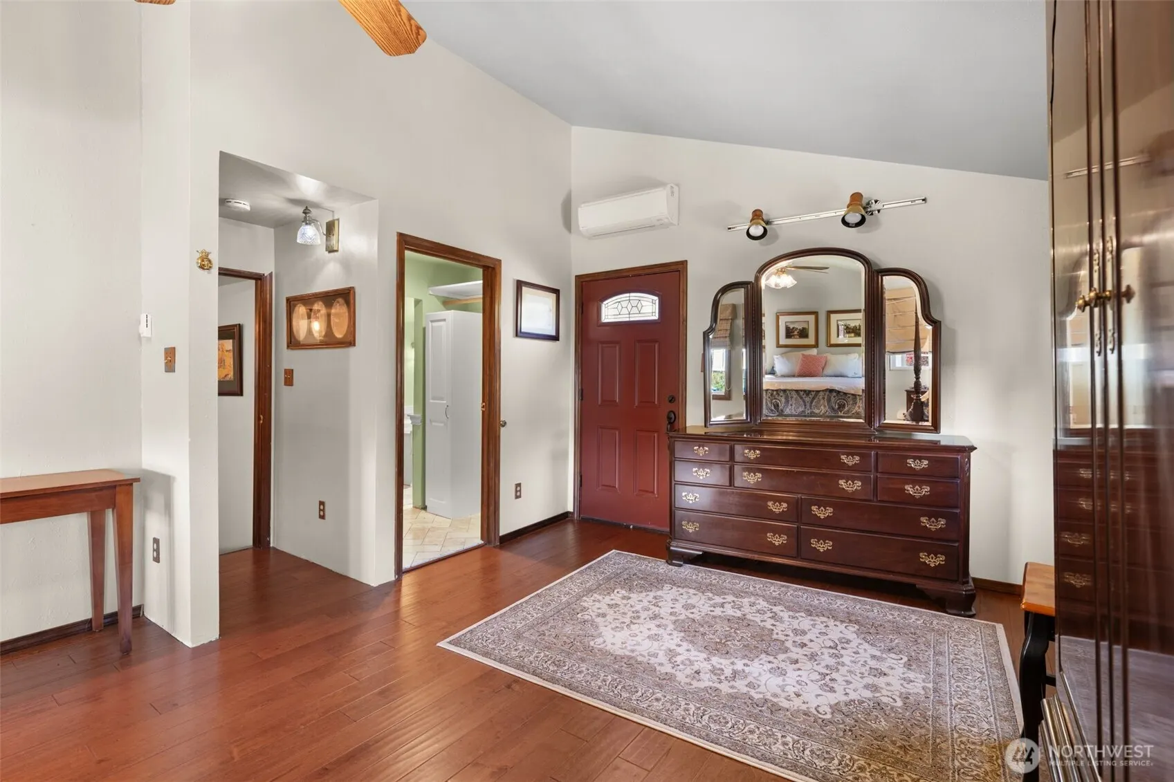504 Prospect Avenue N, Kent, WA 98030