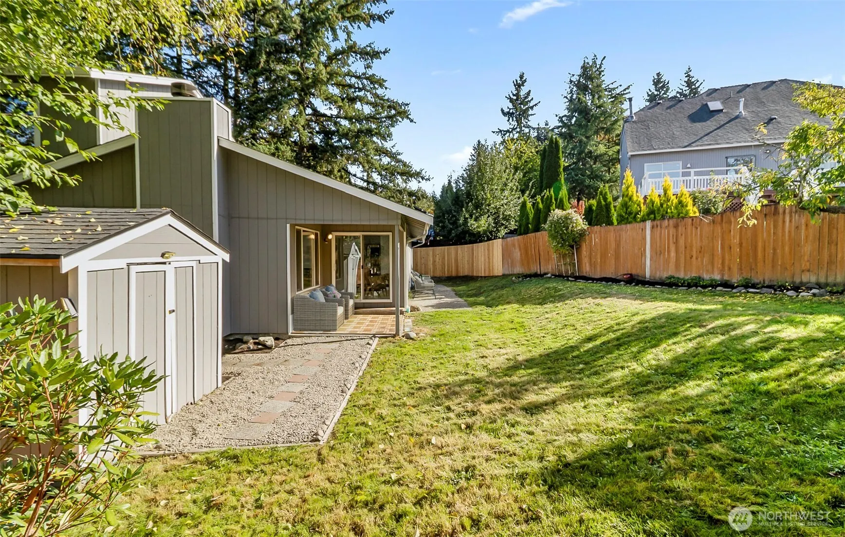 15723 NE 109th Street , Redmond, WA 98052