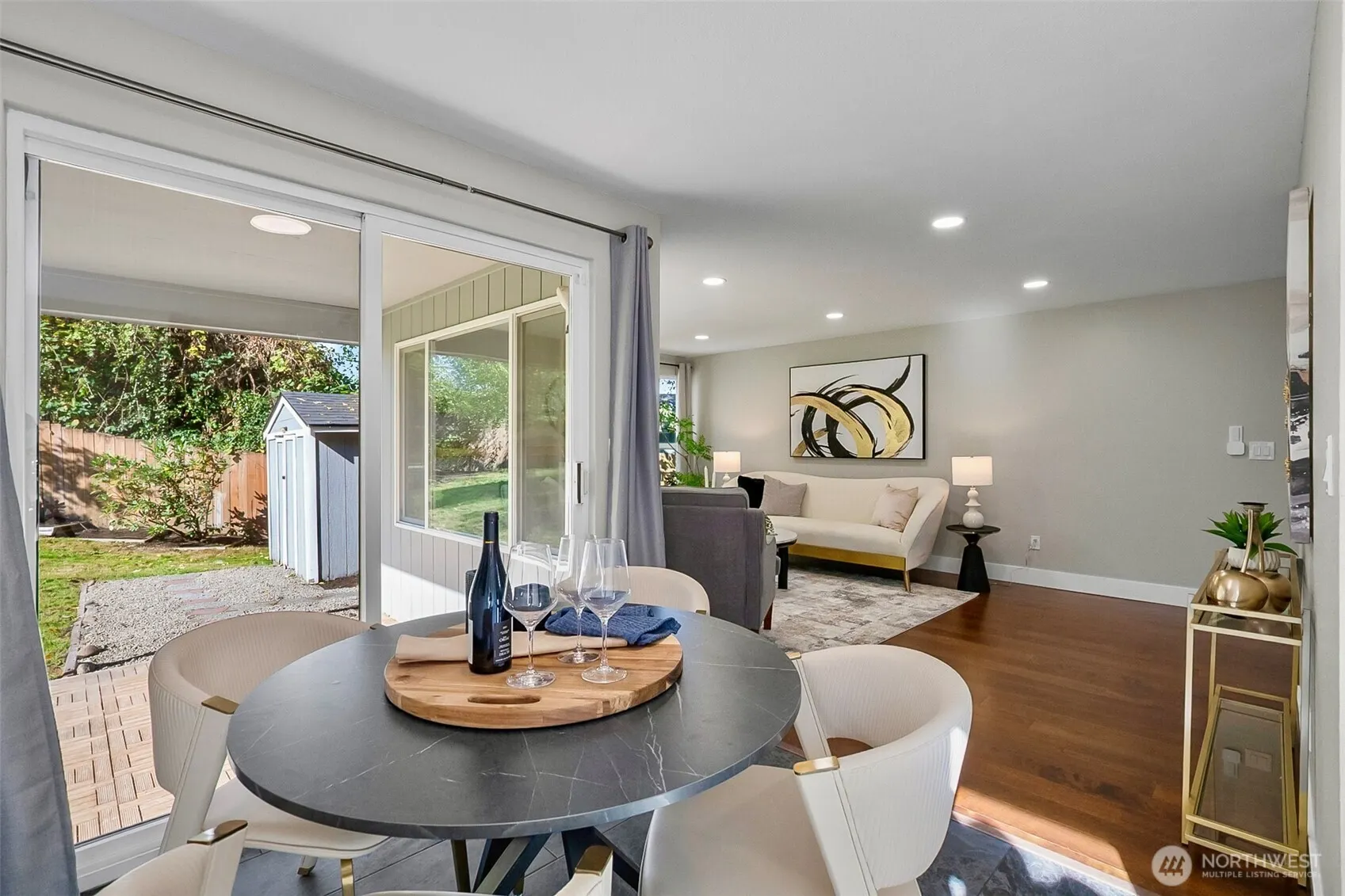 15723 NE 109th Street , Redmond, WA 98052