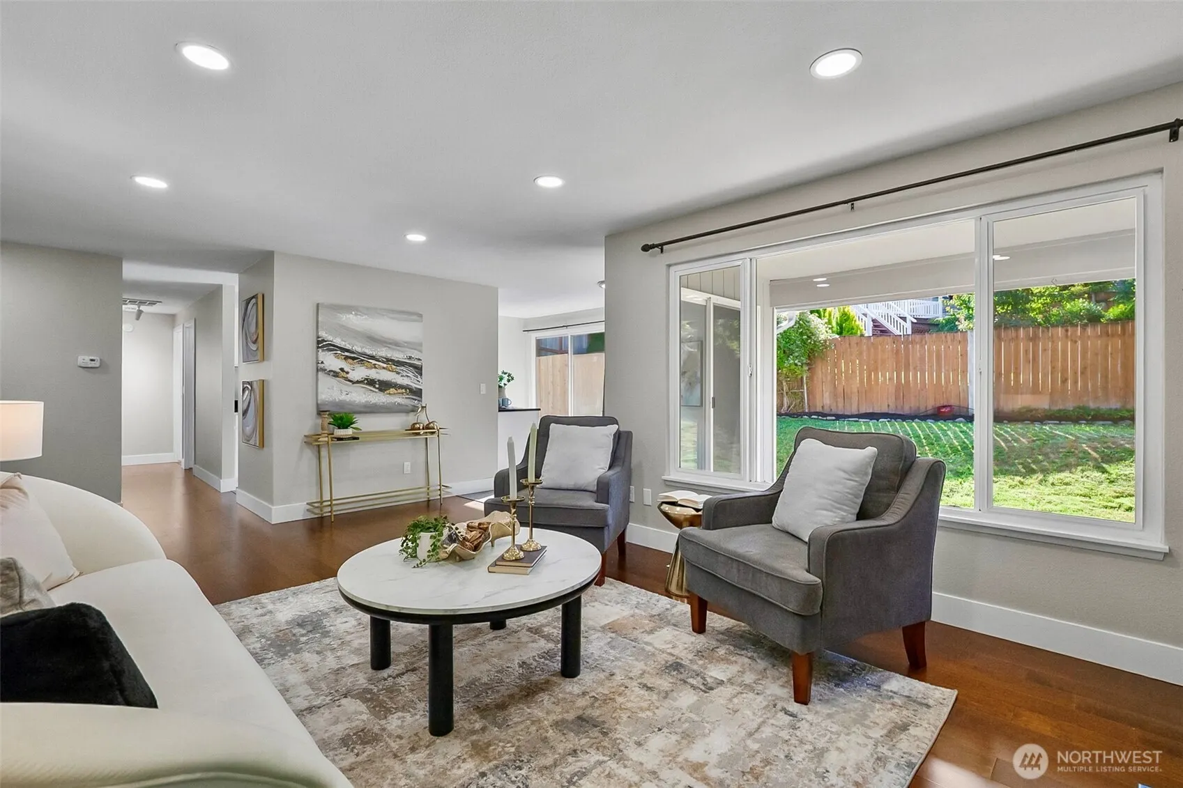 15723 NE 109th Street , Redmond, WA 98052