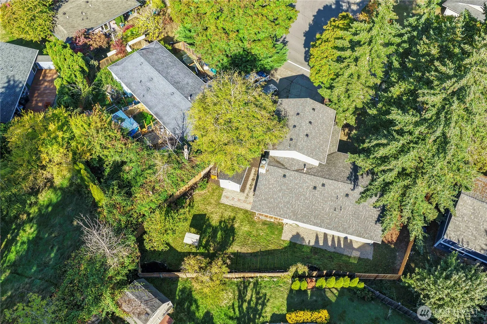 15723 NE 109th Street , Redmond, WA 98052