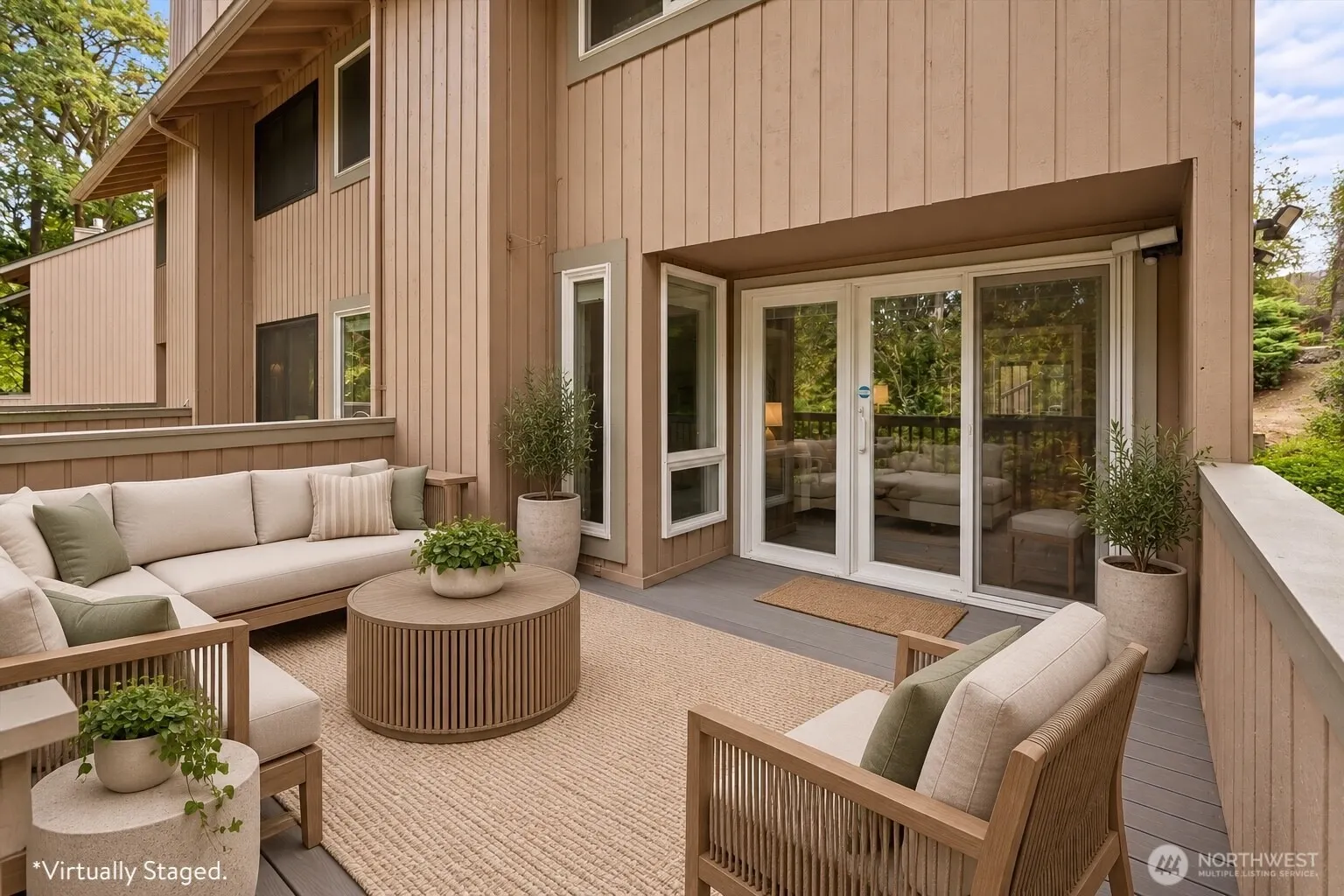 2958 Kennewick Pl Place NE, Renton, WA 98056