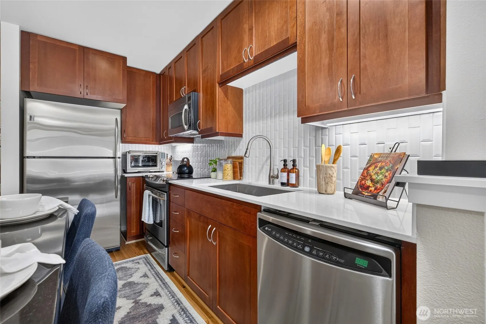 16141 Cleveland St. #401, Redmond, WA 98052