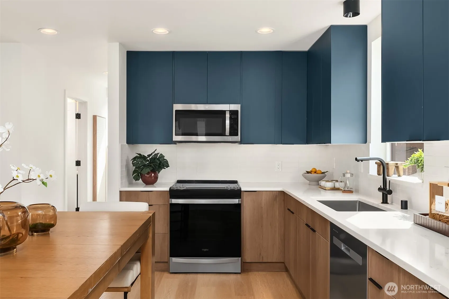 920 16th Avenue #B, Seattle, WA 98122