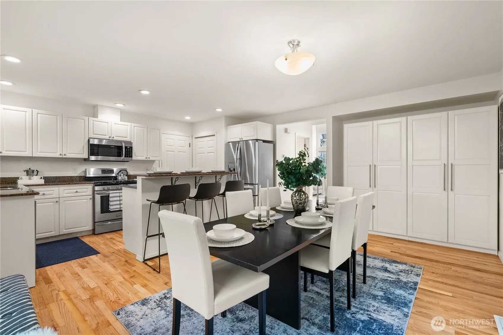 11212 122nd Lane NE #7, Kirkland, WA 98033