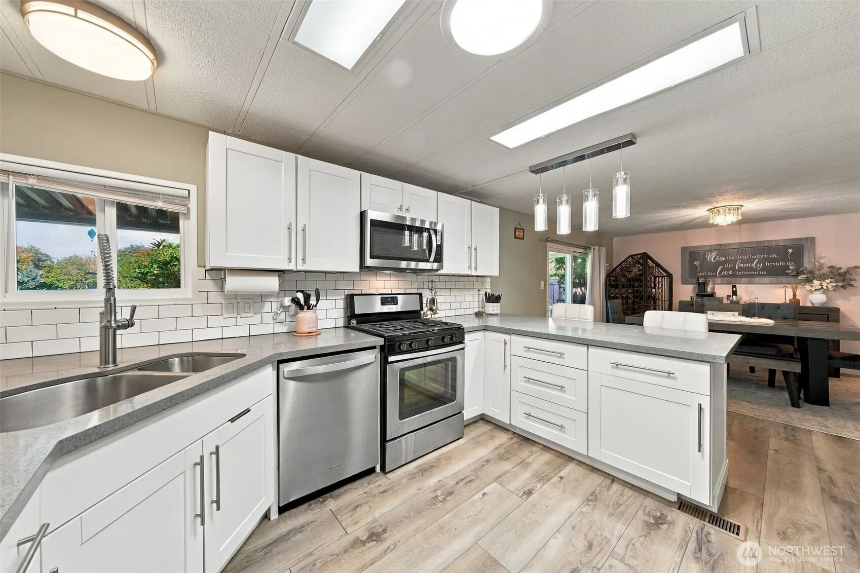 17312 Woodcrest Drive NE #113, Bothell, WA 98011