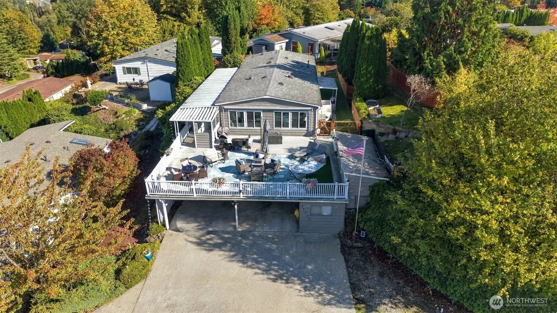 17312 Woodcrest Drive NE #113, Bothell, WA 98011