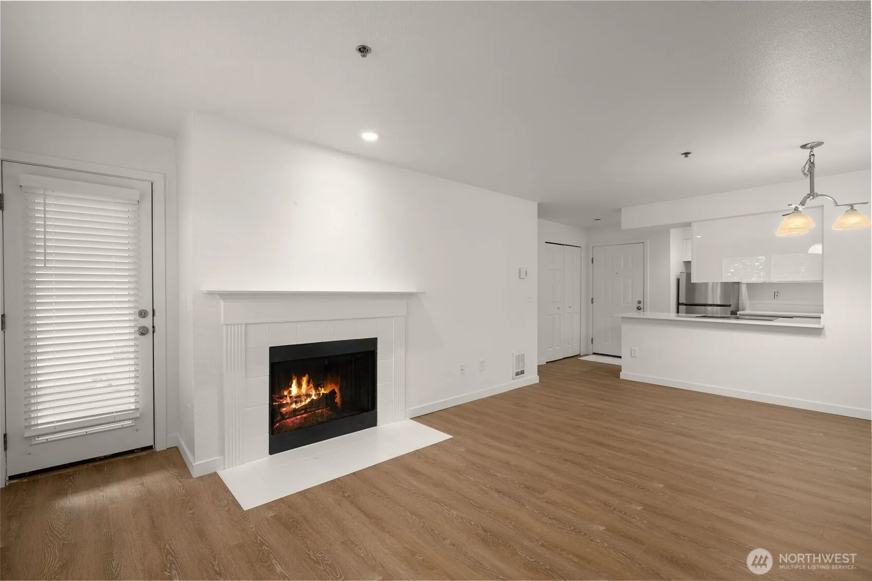 2600 118th Avenue SE #4-101, Bellevue, WA 98005