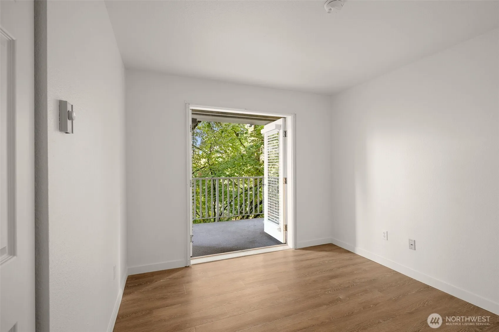 2600 118th Avenue SE #4-101, Bellevue, WA 98005