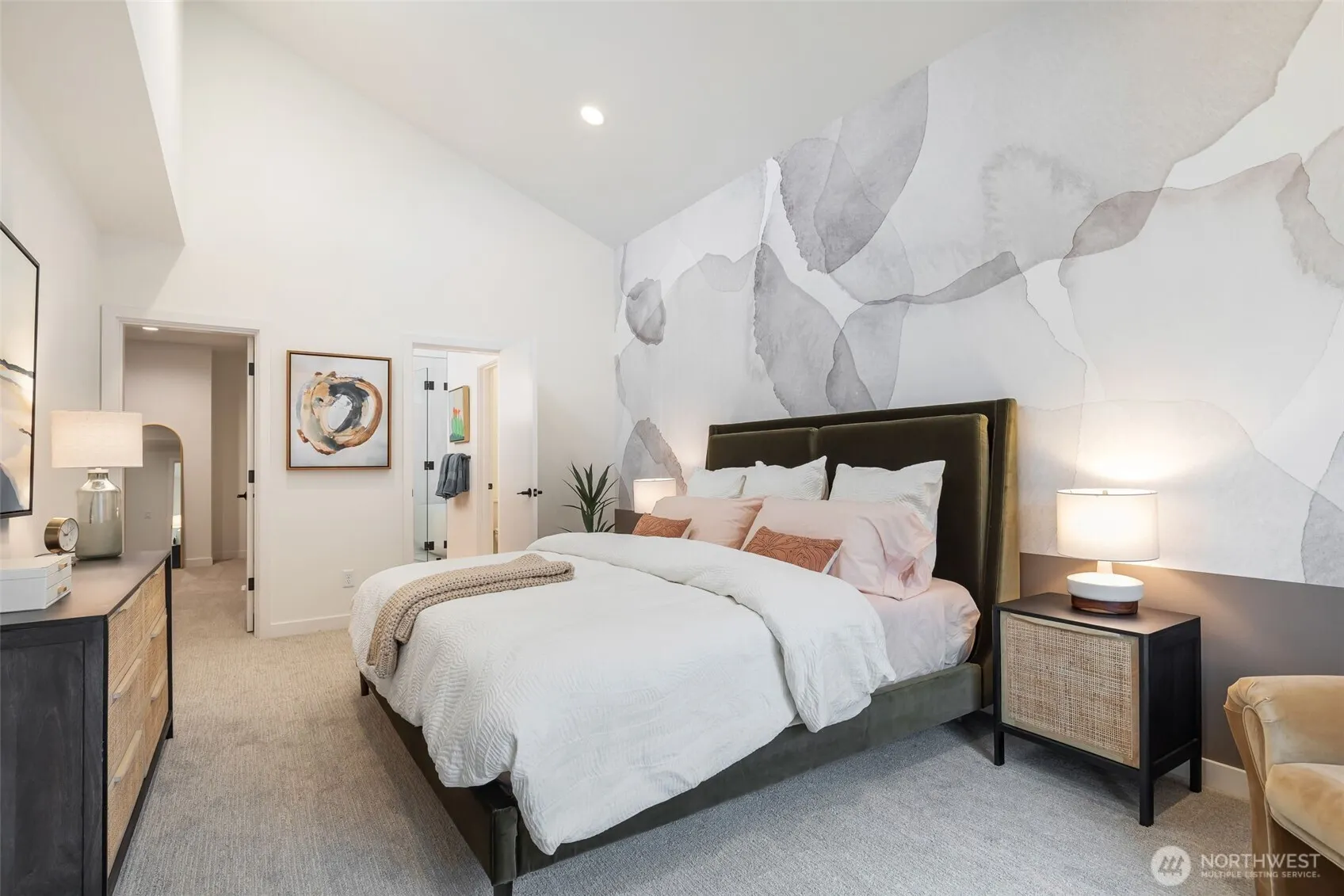 1126 129th Court NE, Bellevue, WA 98005