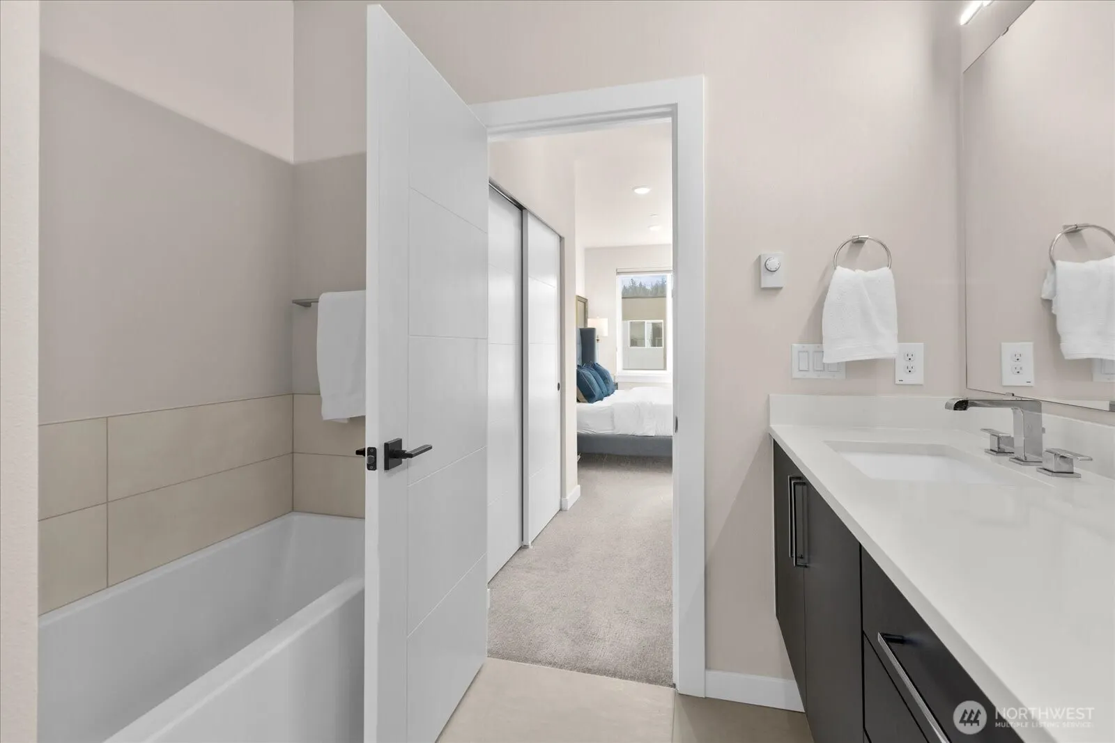 8922 NE 173rd Place #B, Bothell, WA 98011