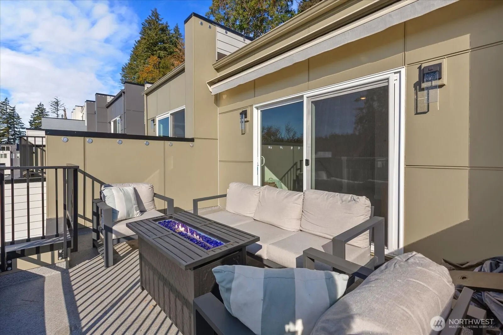 8922 NE 173rd Place #B, Bothell, WA 98011